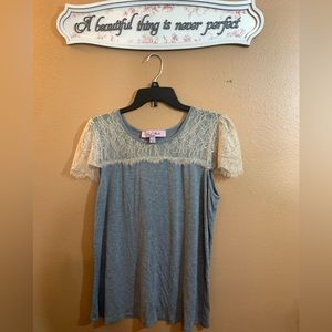 Nicole Richie Gray T-Shirt Lace Blouse - XL